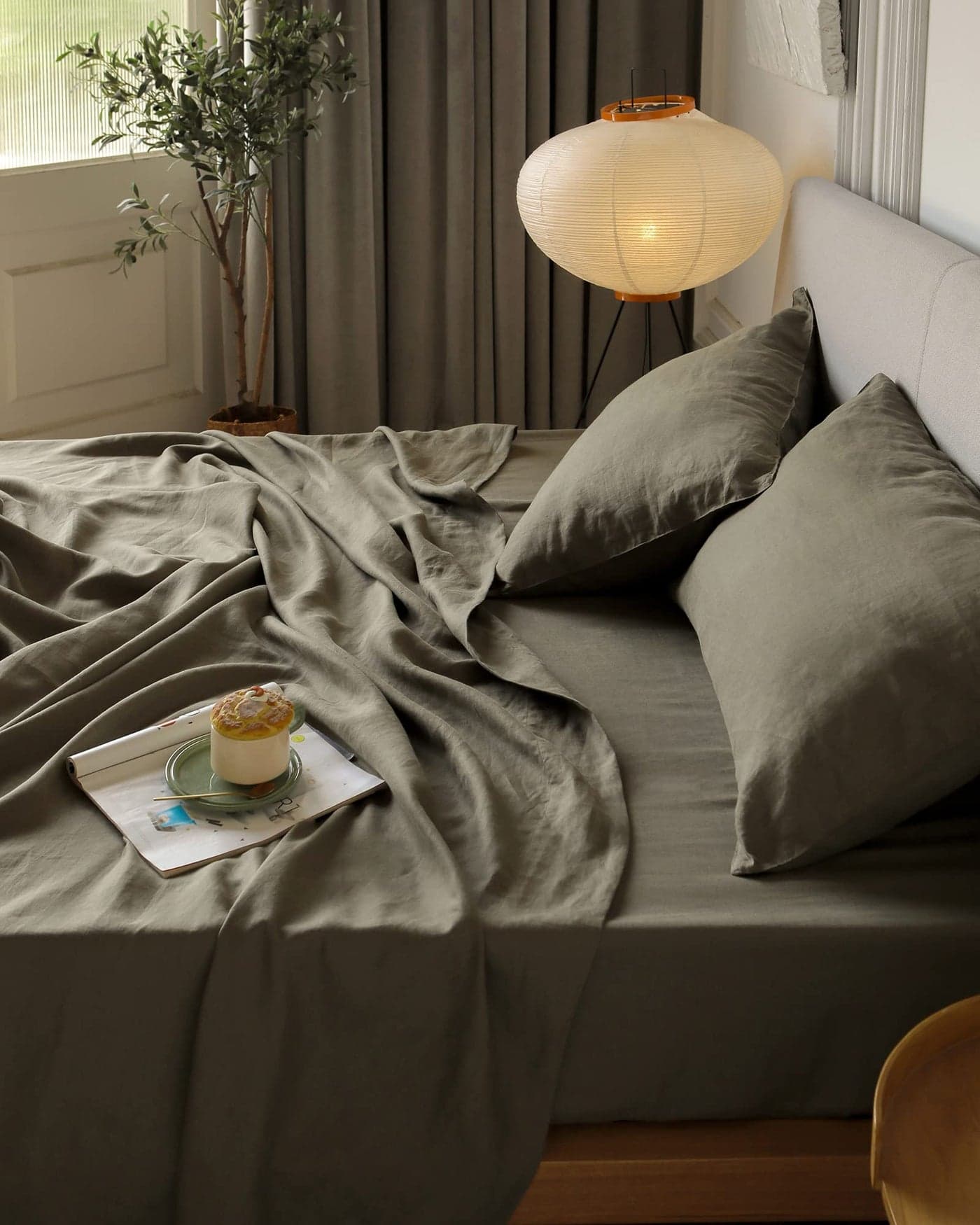 XZ XIFA Olive Green Linen Sheets King Size Set 100 Washed French Flax Organic Linen Breathable and Cooling for Hot Sleepers 1 Flat 1 Fitted 2 Pillowcases