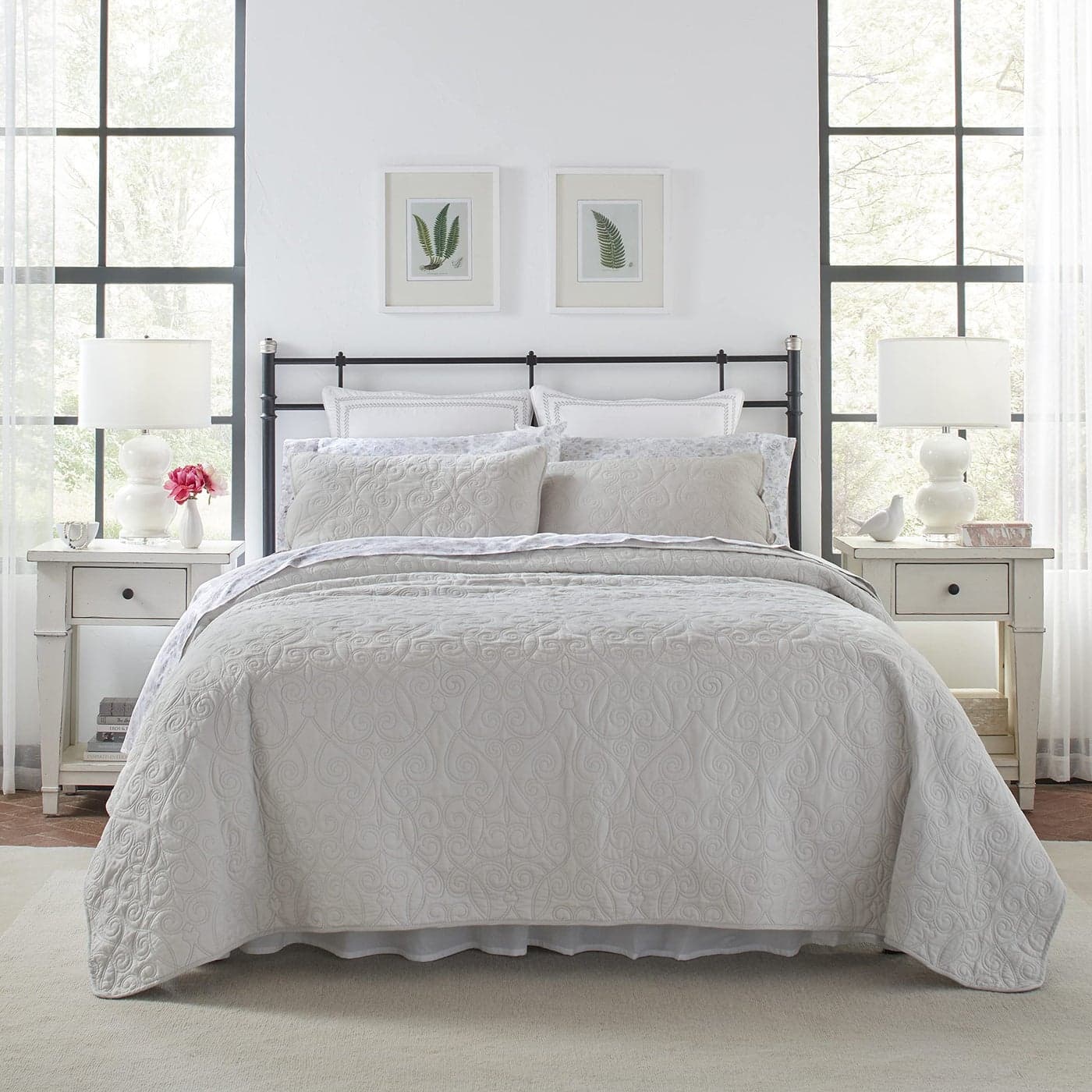 Laura Ashley Felicity Collection Quilt Set100 Cotton Reversible All Season Bedding with Matching Shams PreWashed for Added Softness Queen Soft Grey