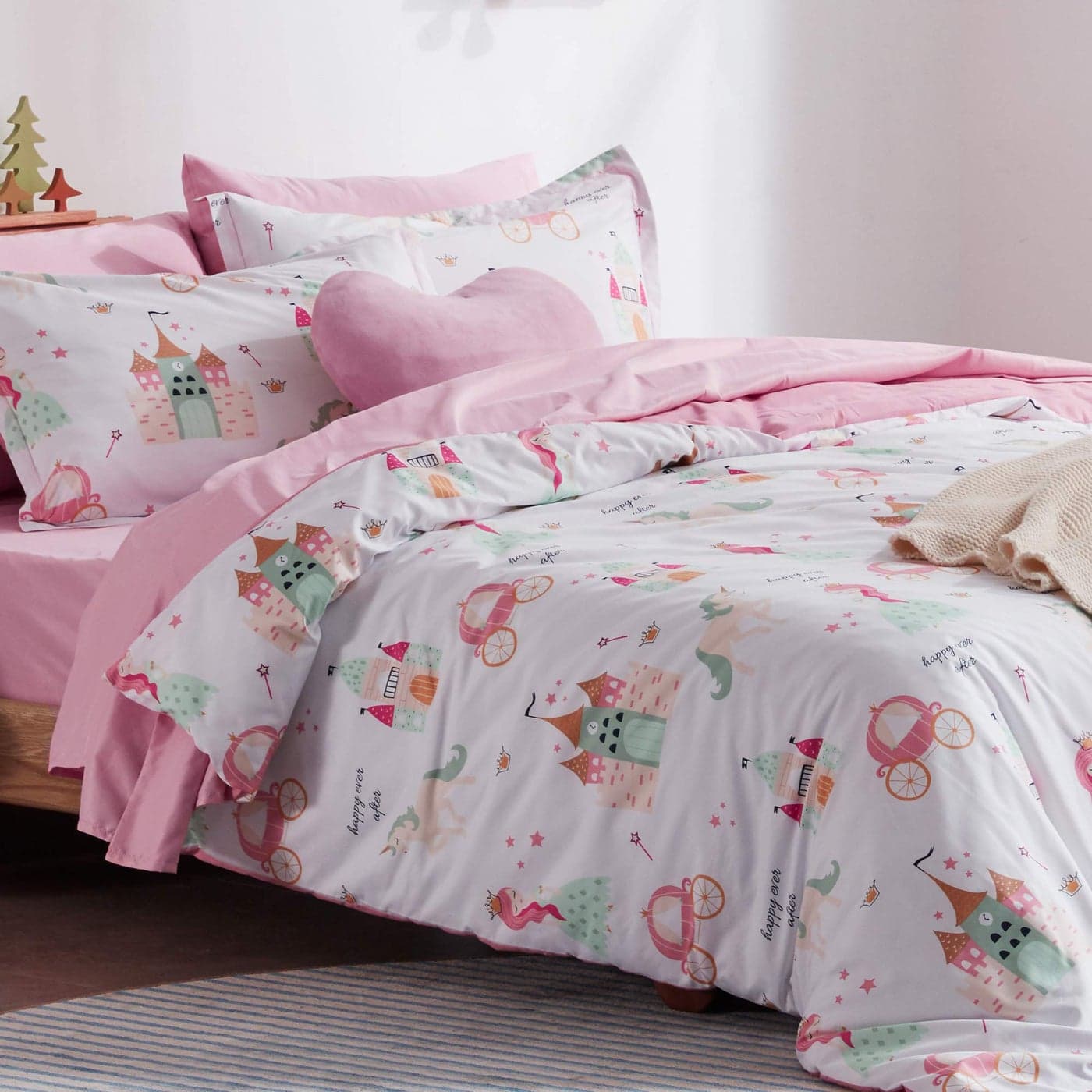 SLEEP ZONE Kids Duvet Cover Set Twin Size 2 Pieces Super Soft Cute Comforter Cover with 1 Pillow Sham Easy Care Zipper Closure Pink Castle Twin