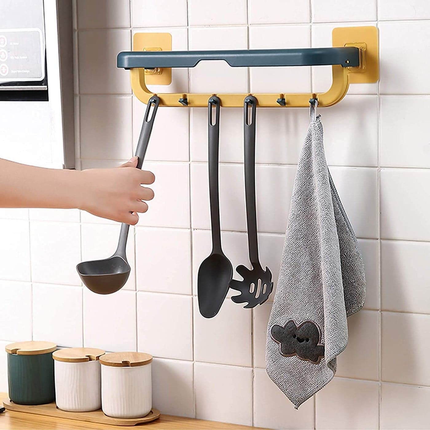 Orrda Towel Hanger for Bathroom Plastic Double Layer Towel Rod Holder with Hook Wall Mounted Hand Towel Rail Hanger for Kitchen Bathroom Washroom Multicolor