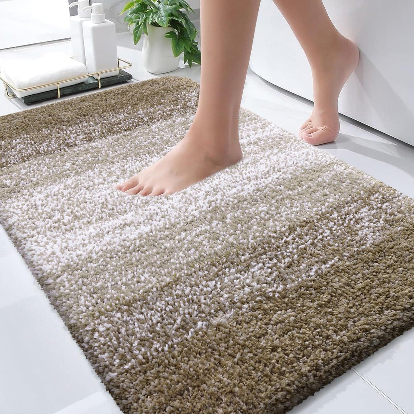 OLANLY Bathroom Rugs Mat 30x20 Extra Soft Absorbent Microfiber Bath Rugs Rubber Backing Quick Dry Machine Washable Bath Mats for Bathroom Floor Tub and Shower Home Decor Accessories Coffee