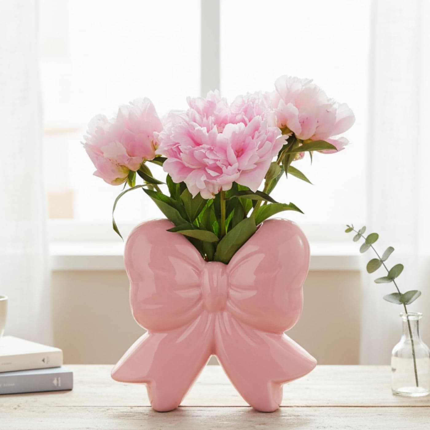 Jingmore Bow Vase Coquette Pink Ceramic Vase Pen Holder Makeup Brush Holder Contemporary Design Decorative Women Gift for Christmas Home Office Shelf Table RoomPinkClassic