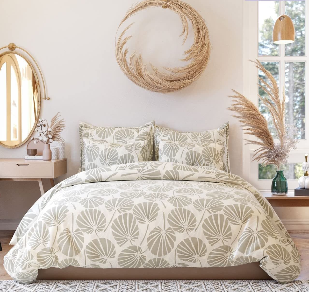 THE HOME STYLE Supersoft Cotton Feel Glace Cotton King Size Printed Flat Double Bedsheet wih 2 Pillow Cover II 400 TC, 90"x100" Inch (King, Vanilla Mist)