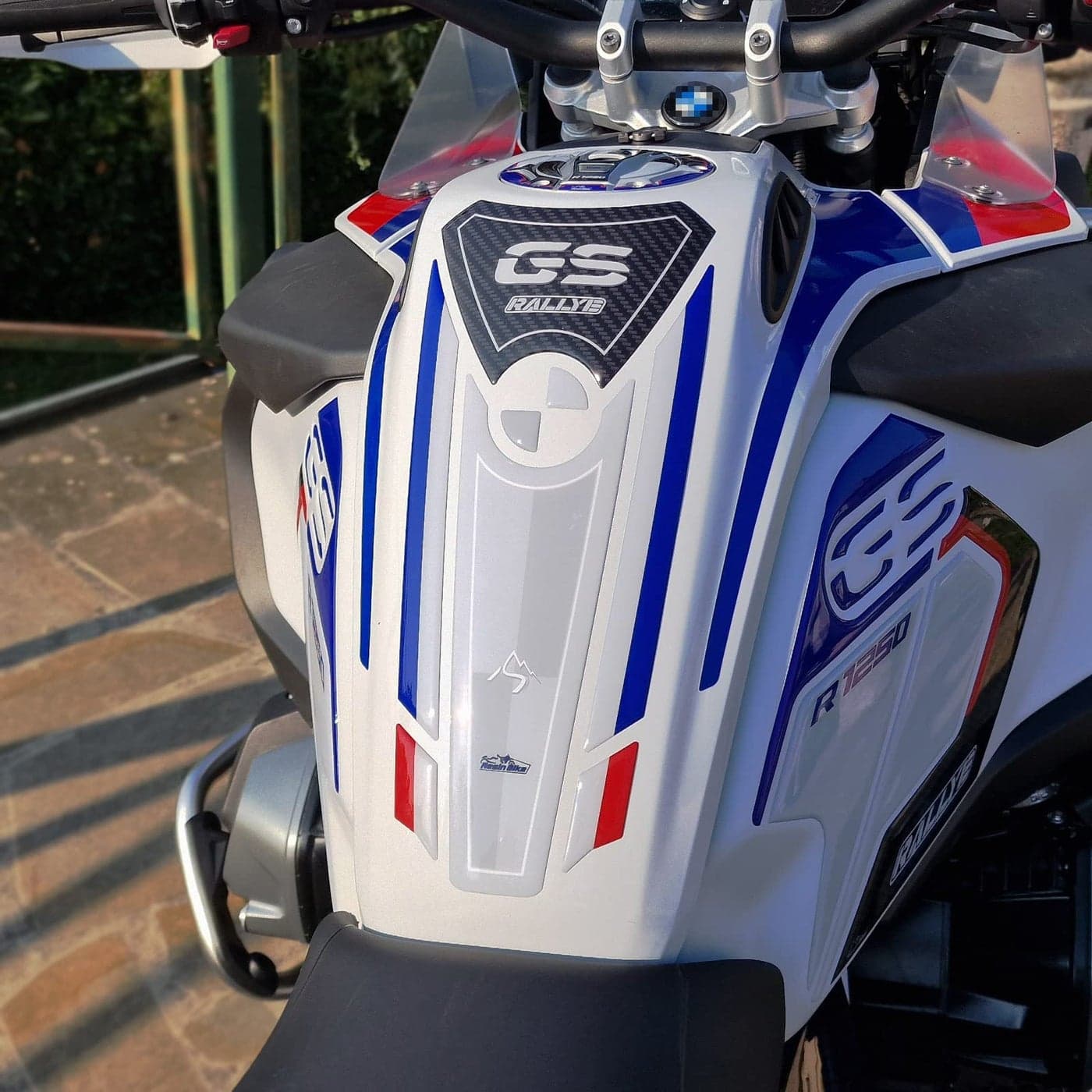Motorcycle 3D Stickers Compatible with BMW R 1250 GS Adventure 20212024 Tank Protector Protection from Impact and Scratches Resin Stickers Made in Italy Rallye