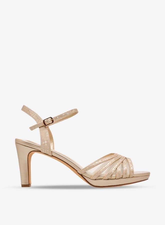 Women Strappy Buckle Closure Sandals