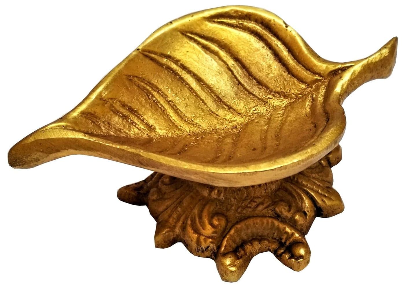 Purpledip Brass Oil Lamp Lakshmi Deepam Pipal Leaf Diya 11569