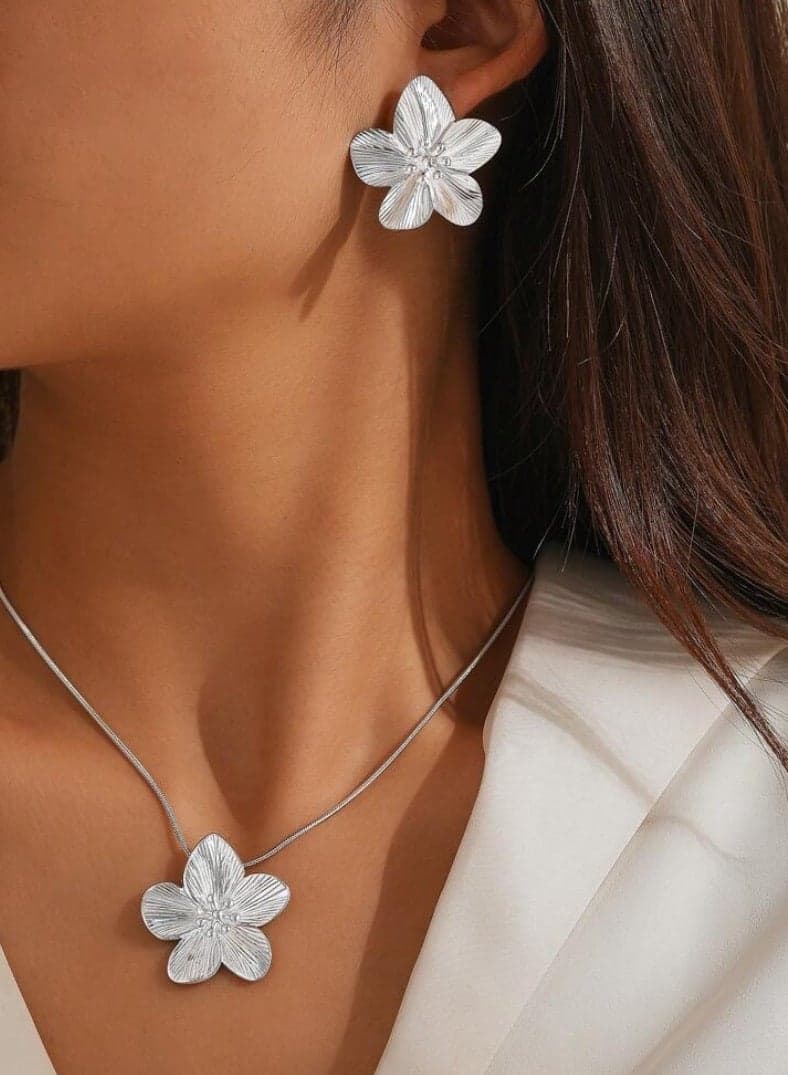 Silver Plated Stainless Steel Women's Necklace And Earrings Accessories Set