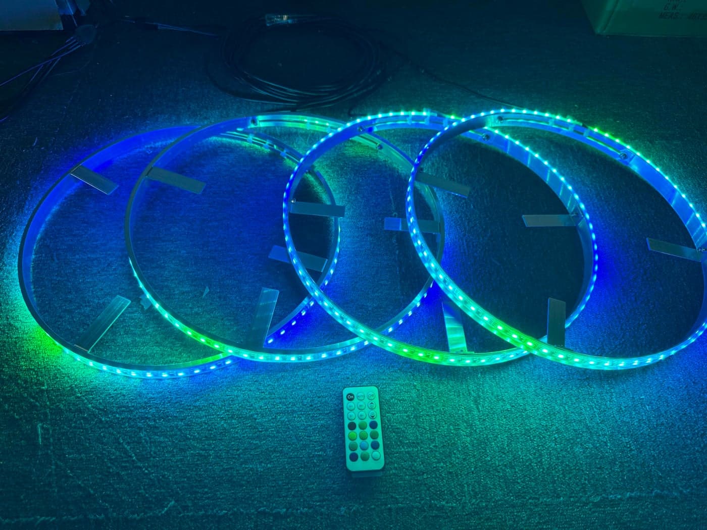 Sando Tech 4PCS 17.5‘’ Dream Chase LED Wheel Ring Lights Dance Flow Music Rhythm RGB Multiple Rim Lights IP68 Car Truck Tire Lights Bluetooth/Remote Ctrl