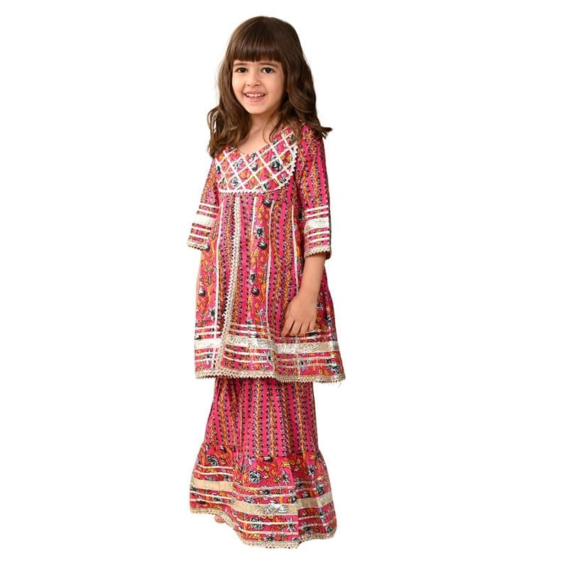 superminis Girls Cotton Ethnic Printed Pelmet Gota Work 3/4 Sleeves Regular Fit Kurti with Matching Sharara Set (5-6 Years, Pink)