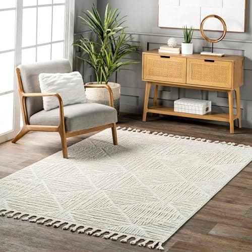 nuLOOM Kerry Textured Geometric Tasseled Area Rug 4x6 Area Rug Transitional Ivory Rugs for Living Room Bedroom Dining Room Kitchen