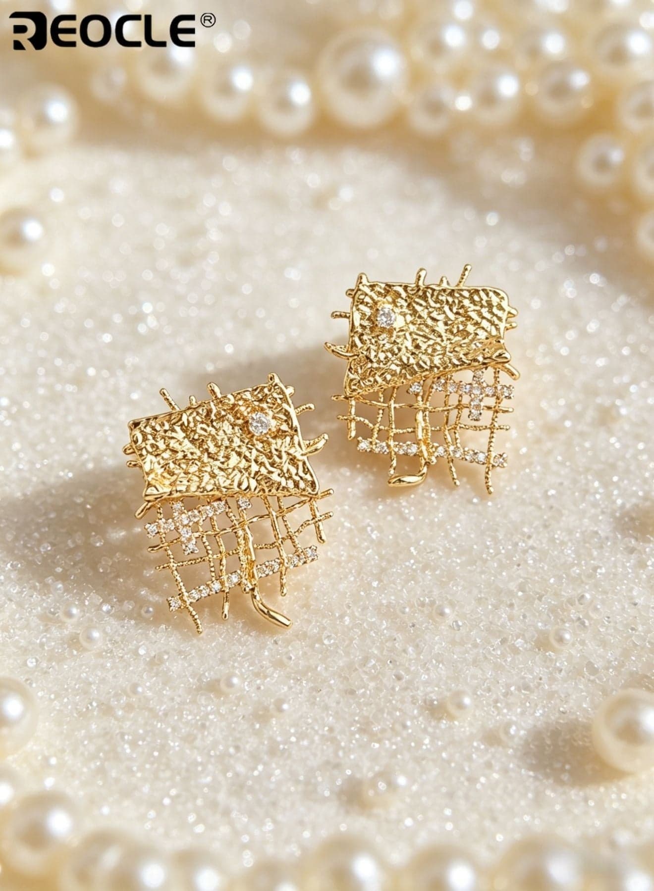 Women's Textured Geometric Earrings Renaissance-Inspired Earrings Open-Frame Grid Design Retro-Chic Statement Earrings for Daily Wear & Modern Vintage Styling