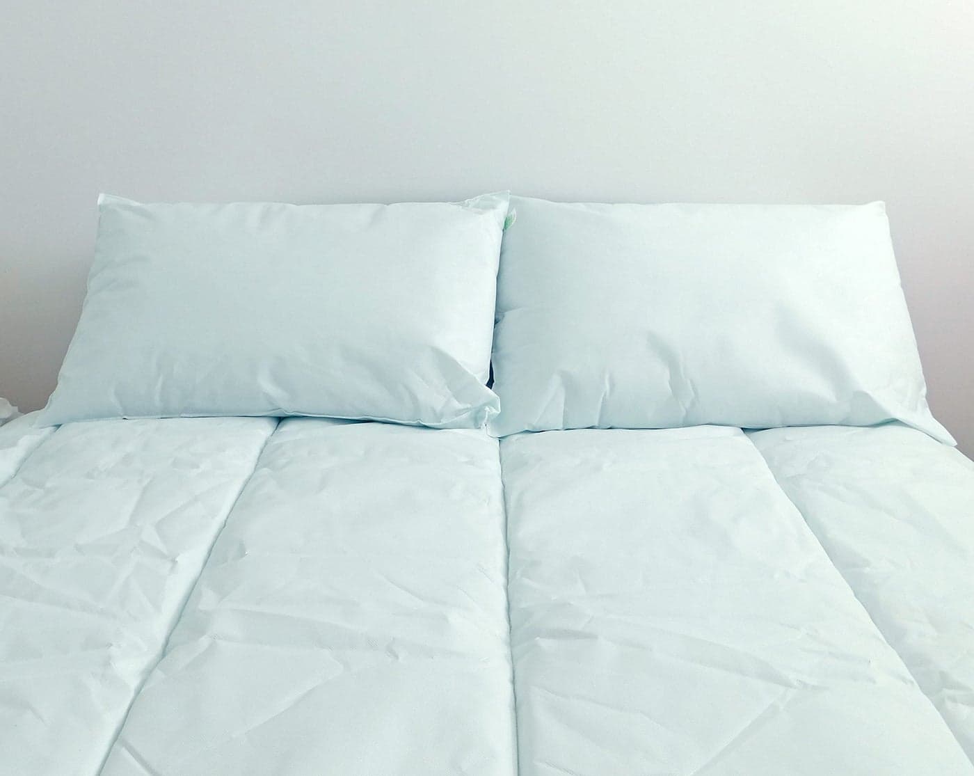 COMFORTNIGHTS Waterproof Duvet Double 200 x 200cms 79 x79 105 tog