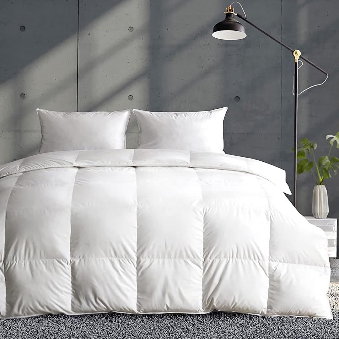 APSMILE Fluffy Down Feather Fibers Comforter King Size Organic Cotton Cover Down Feather Fibers Duvet Insert for Warm Weather High Fill Power Lightweight Blanket for Summer Ivory White 106x90