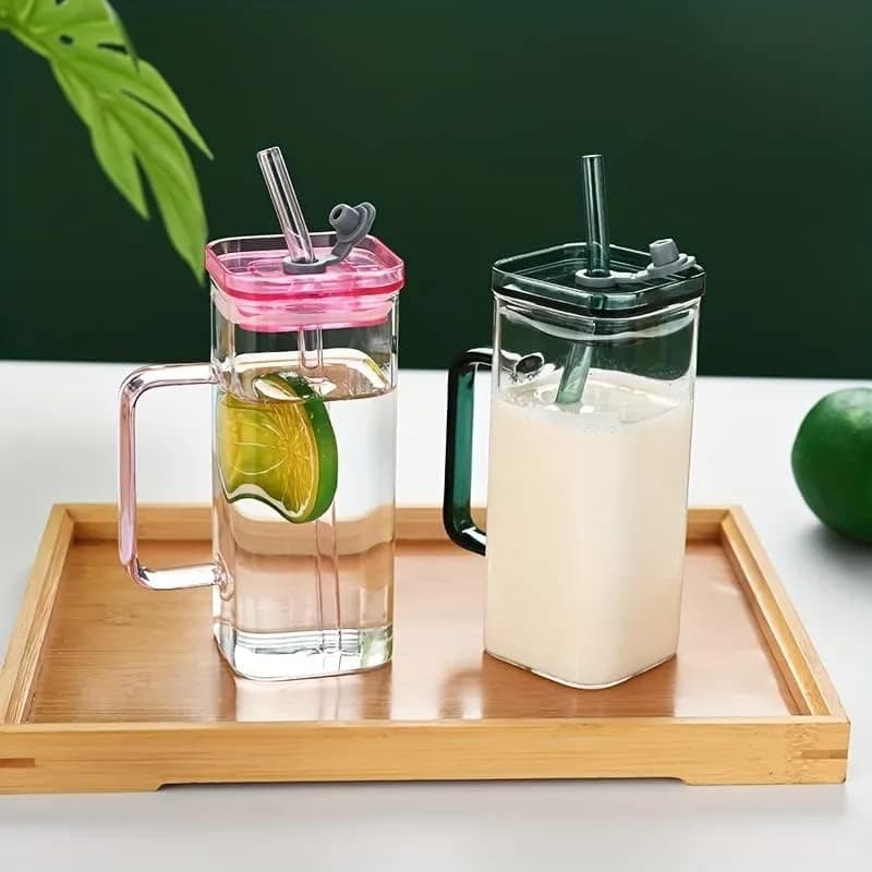 ANKUL Random Clour Squre Glass Sipper Tumbler Tea Coffee Can with Acrylic Lid and Straw - 400ml - Pack of 2 - Fruit Milk Juice Cup Glass Straw (Square Mug, 2)