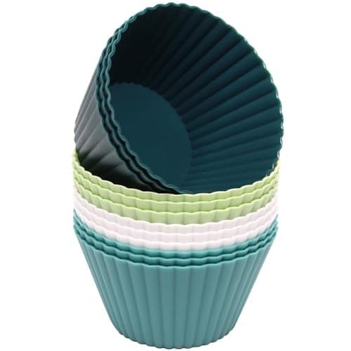 Pharamat Extra Large Silicone Cupcake Muffin Cups 12 Pcs, 3.54 Inch Muffin Liners, Reusable Jumbo Silicone Baking Cups Easy to Clean, Great for Cupcake, Mousse(3 Green, White)