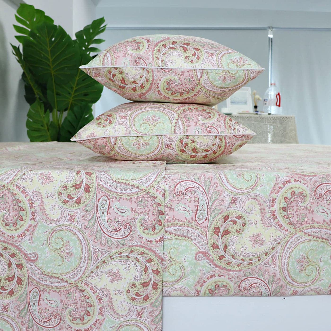 FADFAY 4 Piece Pink Paisley Bed Sheet Set Luxury Bedding Sets Designer Bedding Collections 800 Thread Count 100 Egyptian Cotton Deep Pocket Full