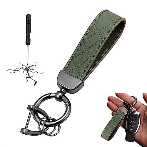 STACCTE Leather Keychain, Universal Car Key Holder, Anti-lost D-ring, 360 Degree Rotatable Key Fob Keychain for Men and Women (Green)