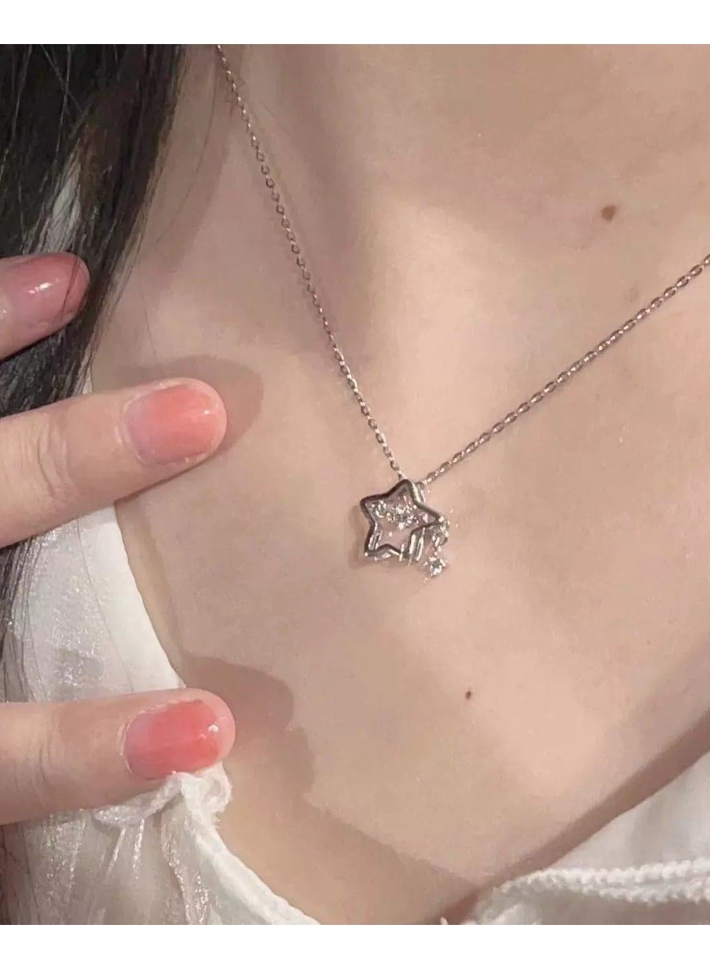 Dancing Lucky Star Necklace for Women – Elegant Minimalist Choker, Boutique Design for Students Besties
