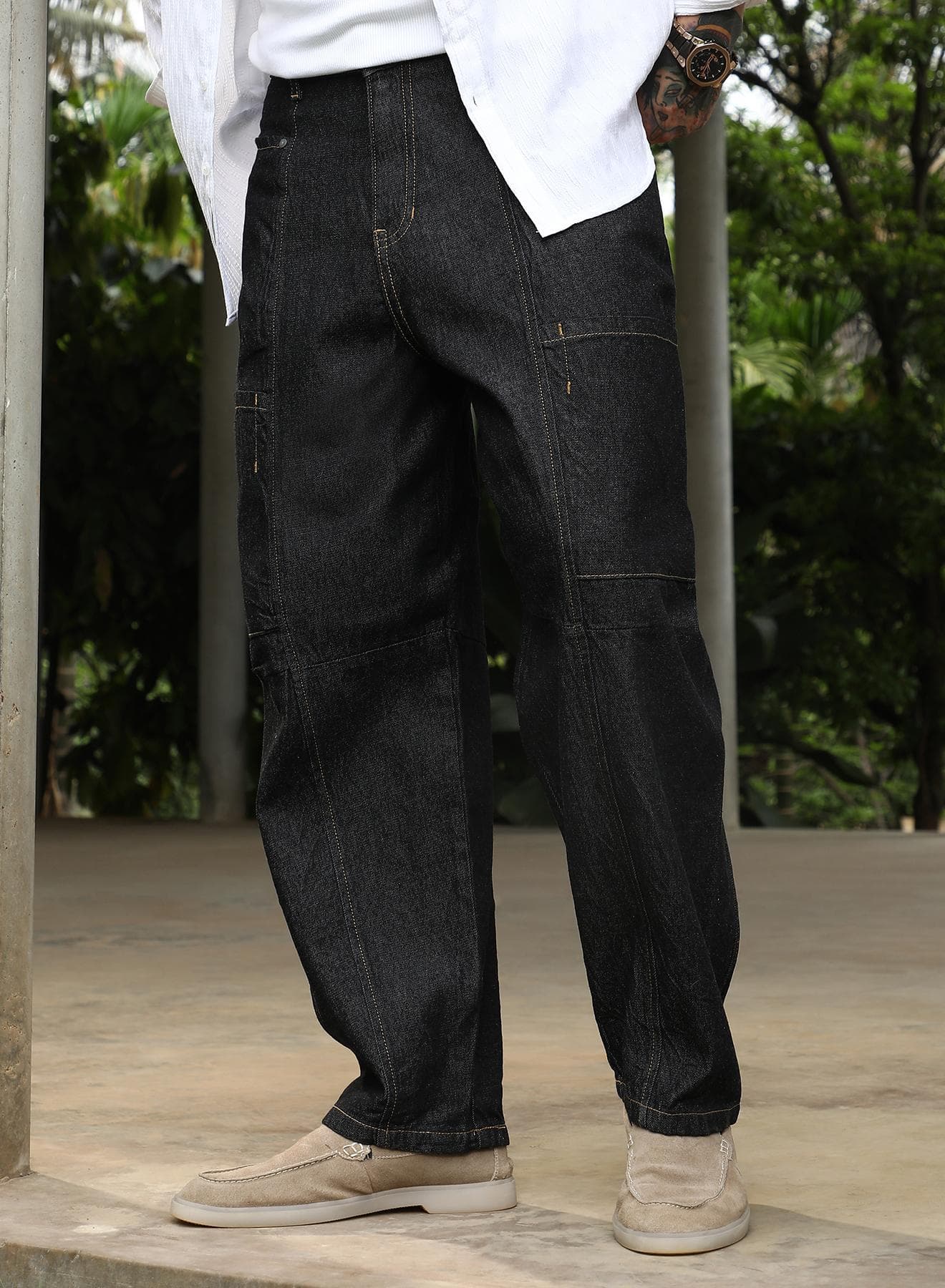 Men's Charcoal Black Baggy Cargo Denim Jeans For Casual Wear | Mid-Rise | Relaxed Fit | Button Closure | Denim Jeans Crafted With Comfort Fit For Everyday Wear