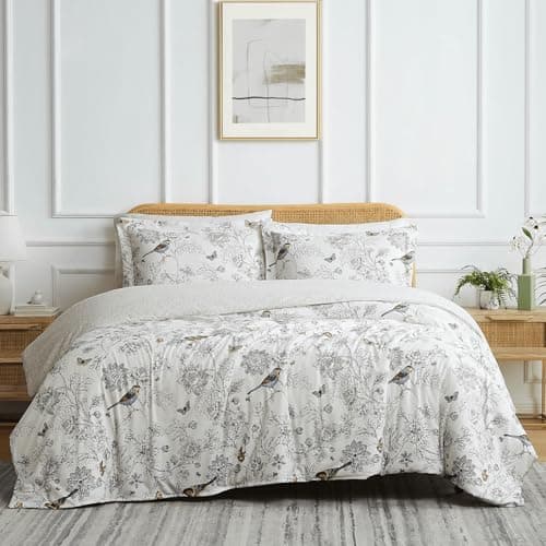 Southshore Fine Living, Inc. 3-Piece Cal King Comforter Set with 2 Pillowcases, Down Alternative Comforter Bedding, Soft Microfiber Fabric, California/King Size, Bayberry Bird and Floral Print