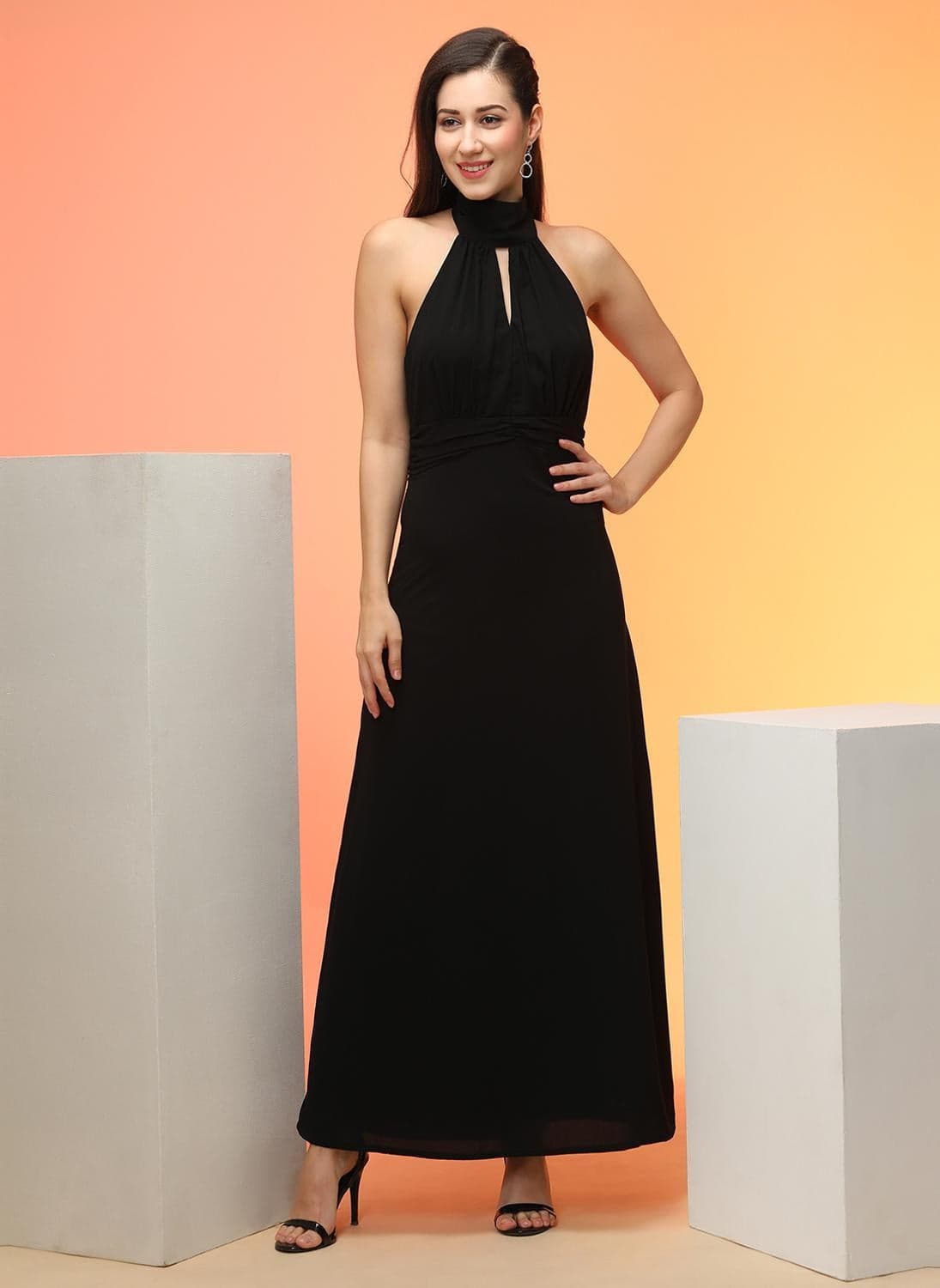 Globus Women Tie-Up Halter Neck Keyhole Detail Fit & Flare Maxi Party Dress