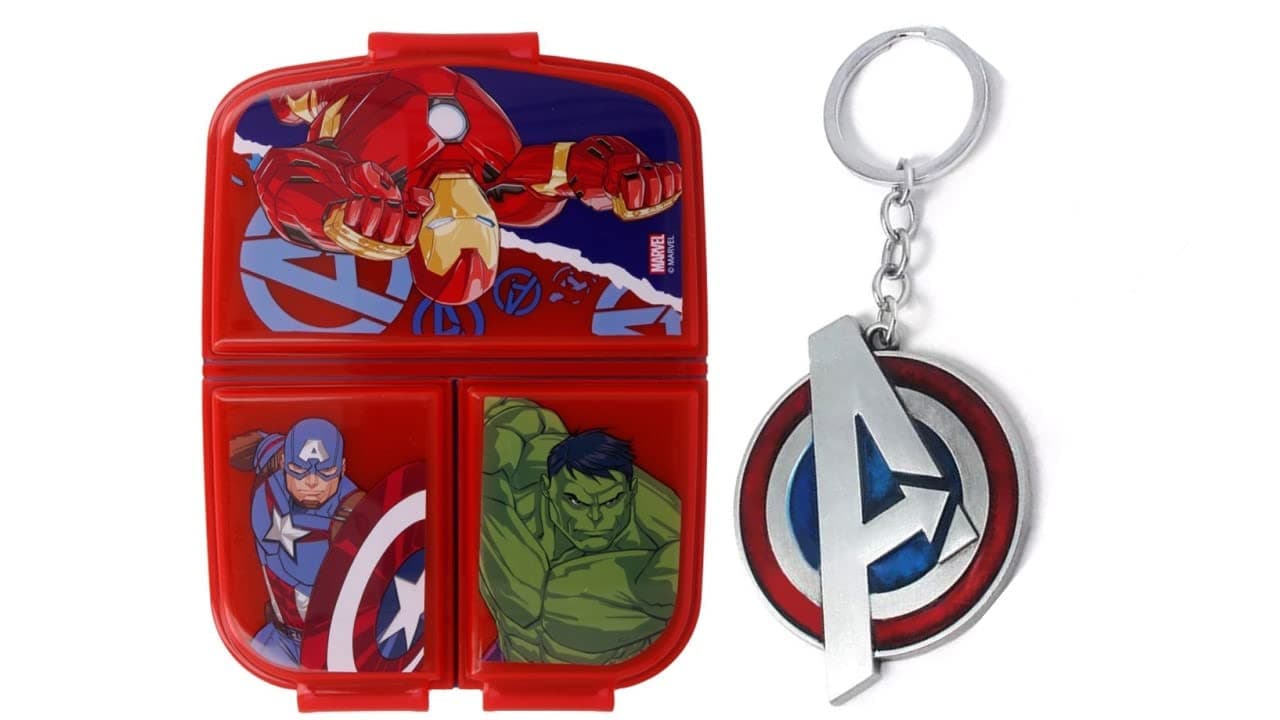 OM SUPPLIES Avengers Reusable Sandwich Lunch Box 3 Multi Compartment Kids Children School Includes Avengers Keychain Avengers 1