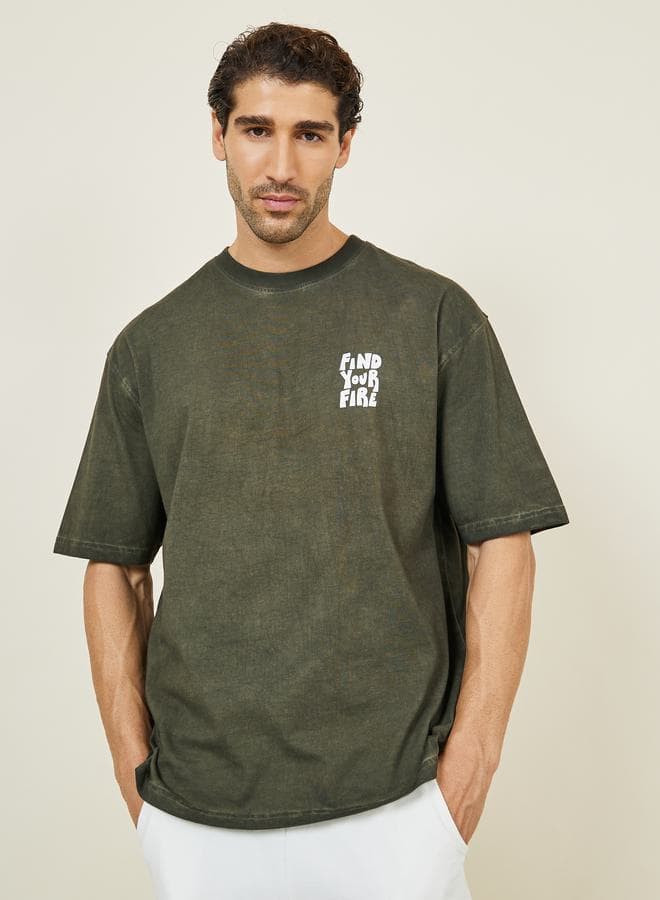 Oversized Acid Wash Find Your Fire Chest Print T-Shirt