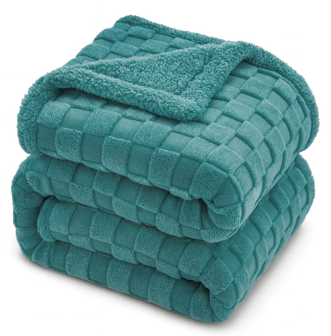 SANMARINO Reversible Sherpa Fleece/Flannel Blanket, 600 GSM – Thick Fluffy 3D Checkered, Super-Soft, Heavy Winter Couch or Bed Blanket (Aqua, Double, 3000 g, 86x88 Inches)