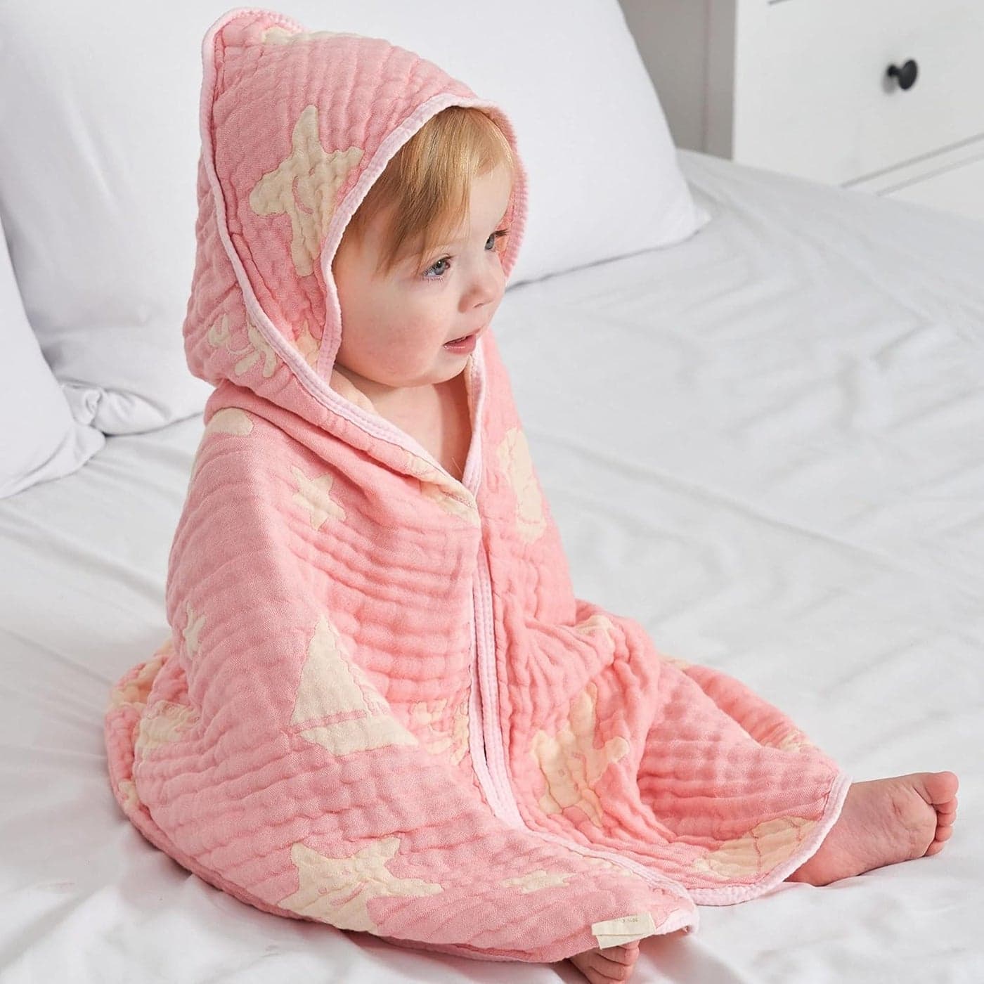 UltraSoft Muslin Baby Hooded Towel 32 x 32 Inches Ideal for Bath Beach Suitable for Both Boys Girls from Newborns to Toddlers