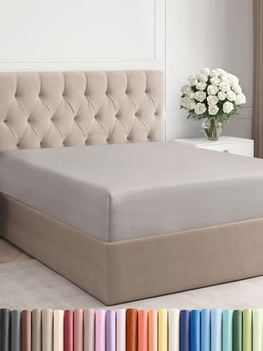 Queen Fitted Bed Sheet - Bottom Single Fitted Sheet Only - Soft Hotel Luxury Bedding w/ 8-16 Inch Deep Pockets - Breathable, Cooling & Wrinkle Free - Easy-Care, Fade and Shrink Resistant - Light Grey