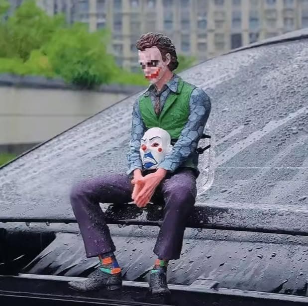 YOURKARTS.COM Big Joker Character 24cm Action Figure Sitting Position Car Dashboard | Toy Desk Display Comic Villain with Mask Model | Statue Universal for Interior Exterior Car Decor Showpiece