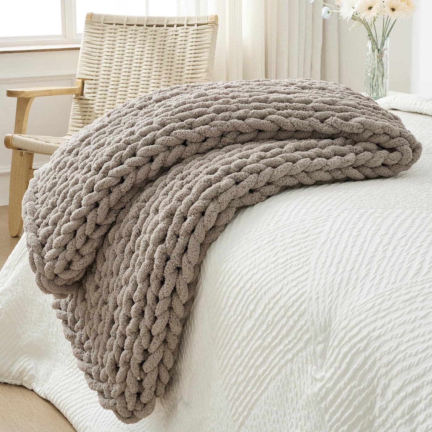 Bigacogo Chunky Knit Throw Blanket for Couch 40x60 inches 100 Hand Knitted with Thick Jumbo Chenille Yarn Cozy Soft Large Rope Knot Cable Crochet Blankets for Sofa Bed Living Room Taupe
