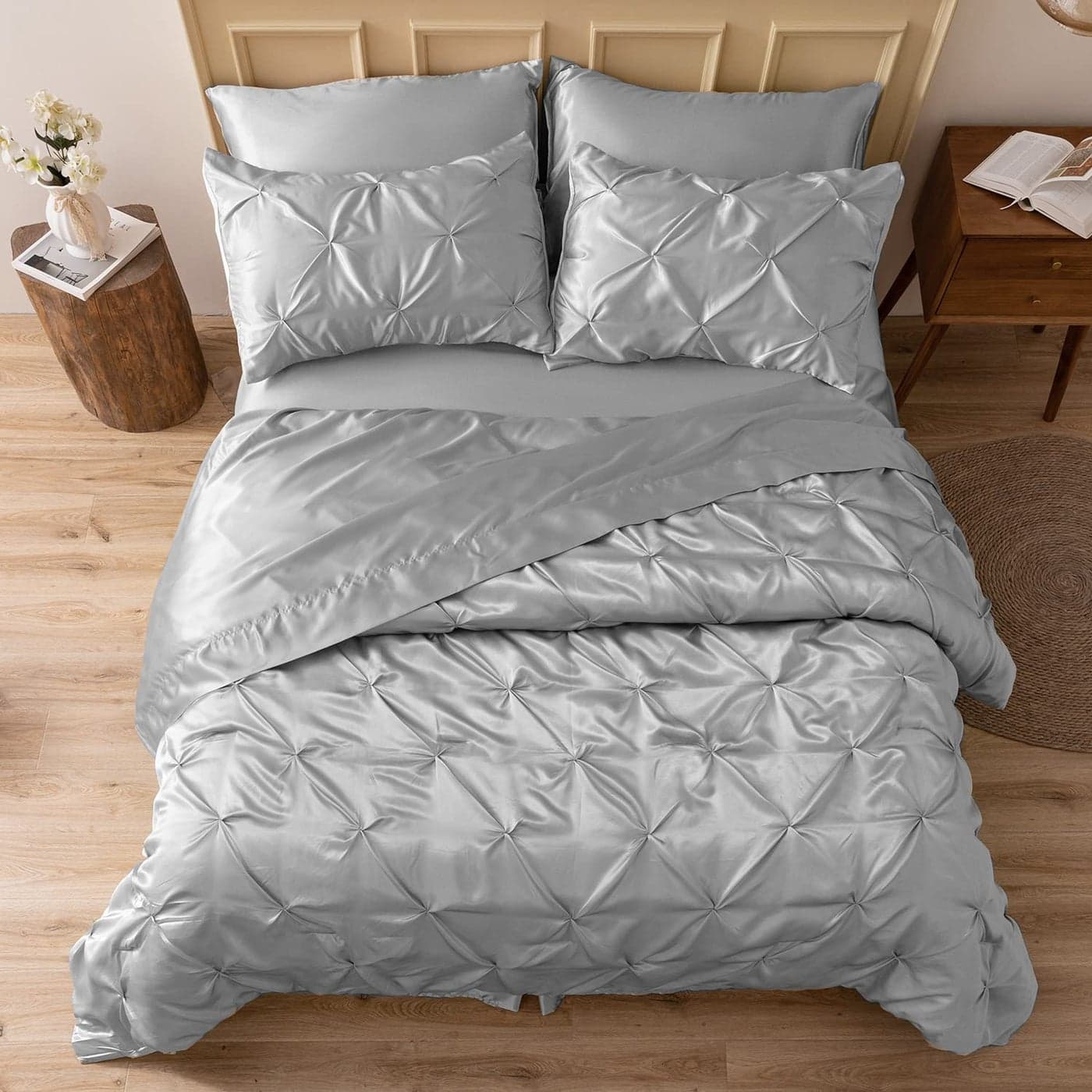 MRHM Satin Comforter Queen 7 Pieces Luxurious Pinch Pleat Bedding Set with Comforter Flat Sheet Fitted Sheet Pillowcases Shams Super Silky Soft Bed Set for All Season Queen Silver Grey