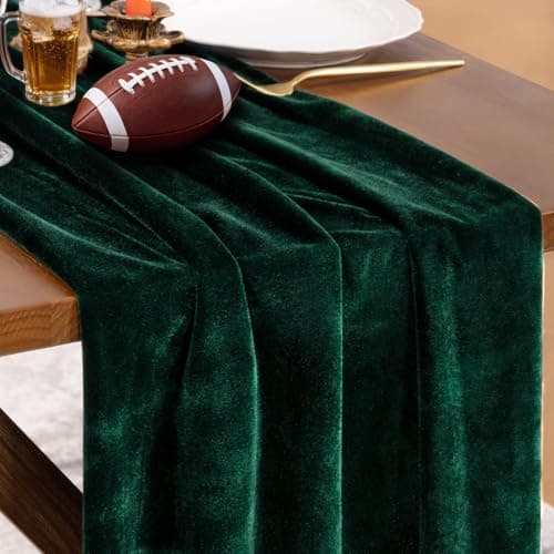 Socomi Green Velvet Valentine's Day Table Runner Cloth Decor 20 x 120 Inches 10ft Fabric Emerald Green Luxurious Thanksgiving Wedding Runner for New Year Bridal Shower