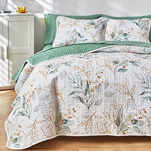 Joyreap 3 Pieces Microfiber Quilt Set, Botanical Green Leaves on White Reversible Design, Bedspread Bed Cover for All Season, 1 Quilt and 2 Pillow Shams (Full/Queen, 90x90 inches)