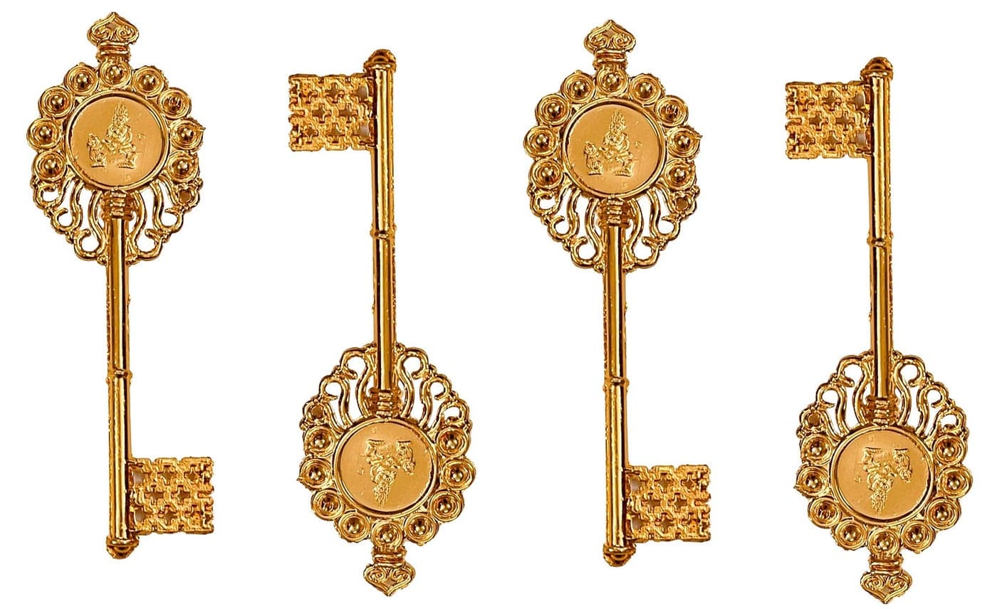 SAHAYA Metal Gold Plated Kuber Kunji Key 4.25 inch Pack of 4 for Men and Women