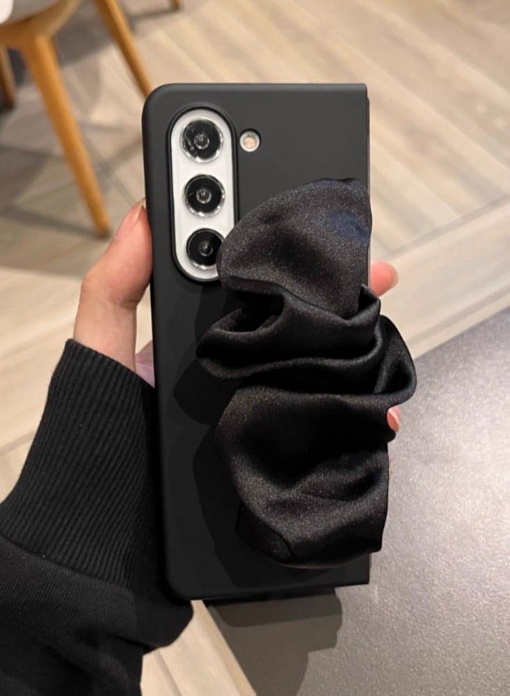 Black Silk Wrist Strap for Samsung Galaxy Z Fold 6 Mobile Phone Case Creative Folding Screen Protective Cover