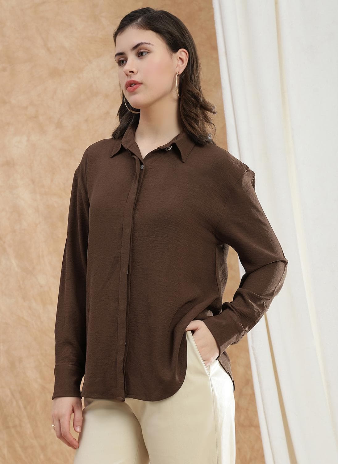 Globus Women Brown Spread Collar Cuffed Sleeve Curved Hem Oversized Workwear Shirt