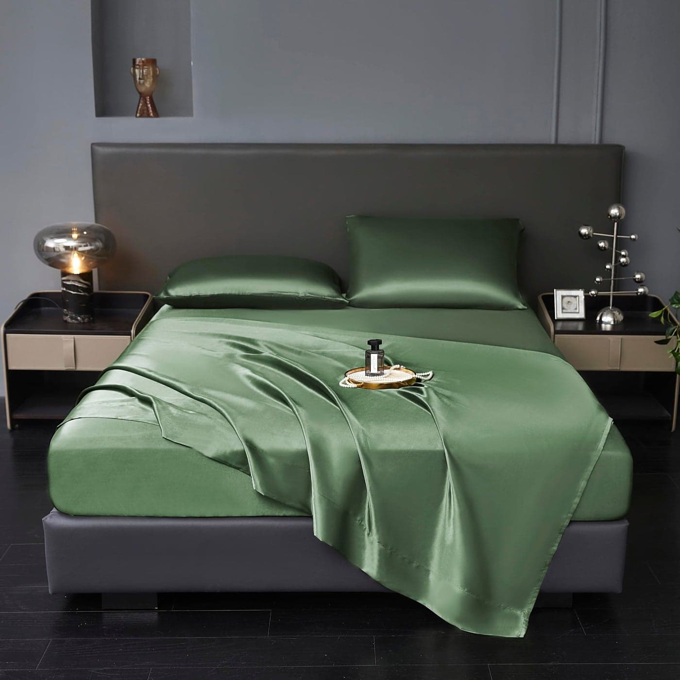 Revdomfly 4 Pcs Full Size Luxury Silky Soft Emerald Green Satin Sheet Set1 Premium Moisture Wicking Fitted Sheet Fits Up to 16 Inches Deep Pocket 1 Flat Sheet 2 PillowcasesEmerald Green Full