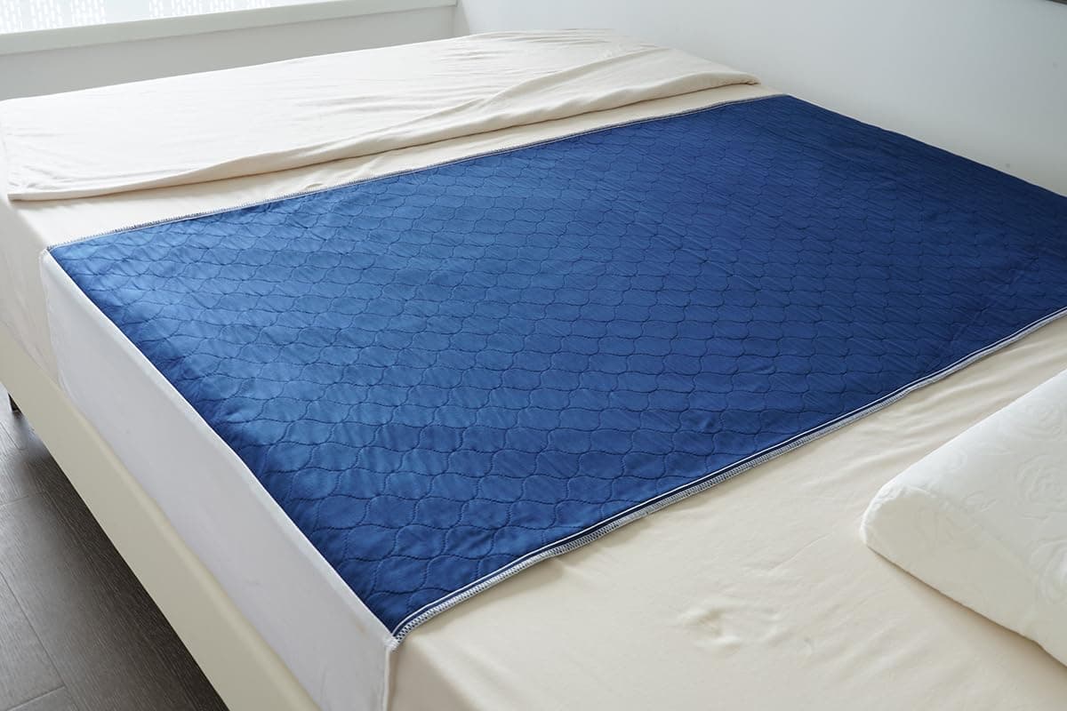 Careboree Pack of 2 Cotton TopLayer Reusable Tuckable Underpads 34X60 Incontinence Bed Pads Washable 21 Wings