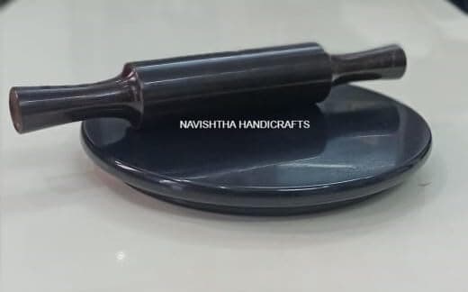 Jaipur Art Exports Primium Onyx Naturals Z Black Marble Chakla or Rolling Board with Dark Wooden Belan with Rich Look Mirror Polish Large 9 inches or 23cm