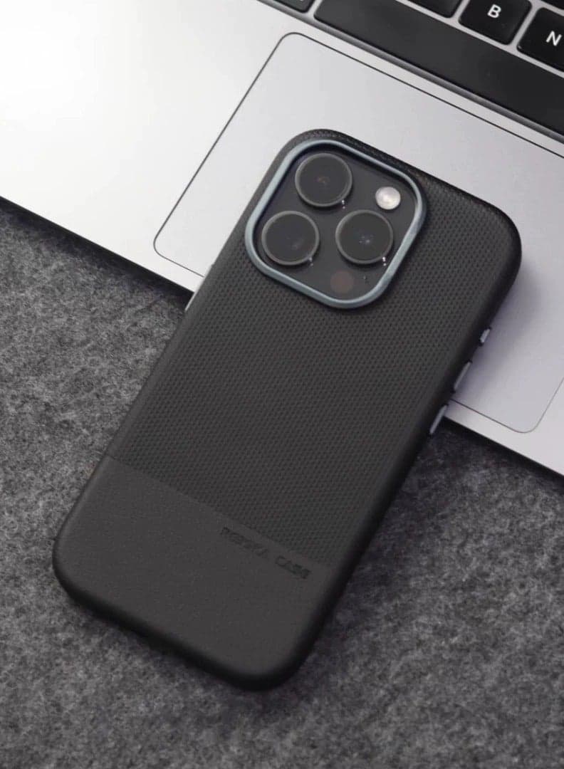For iPhone 16 Pro Magsafe Case Cuir Two Tone Leather Cover / Hybrid Case /Compact Design / Durable Back Cover - Black