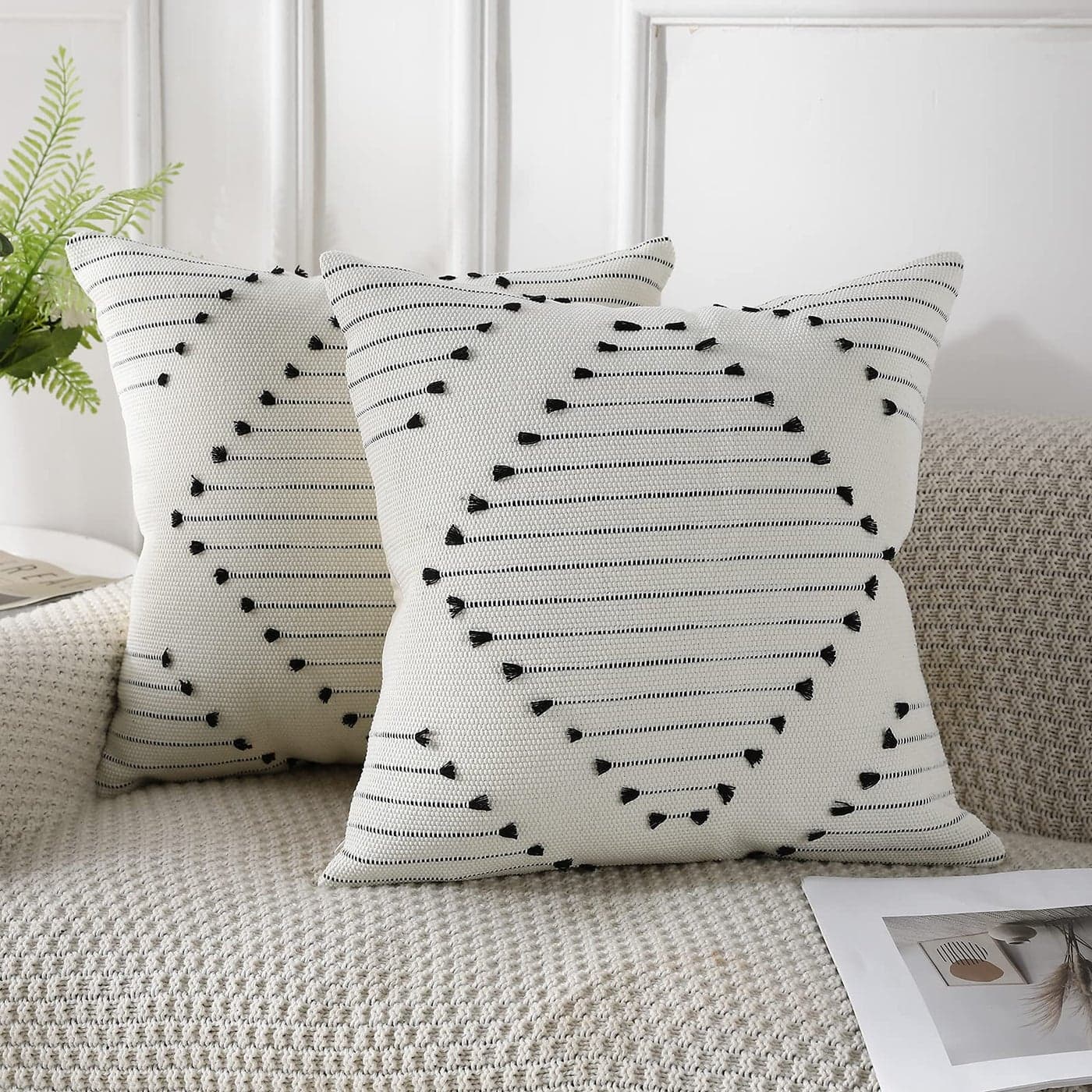 PANOD Set of 2 Boho Tufted Throw Pillow Covers with Tassel 18x18 inch Decorative Indoor Outdoor Bohemian Square Cushion case Pillowcase for Couch Sofa Livingroom car Farmhouse Black and Cream White