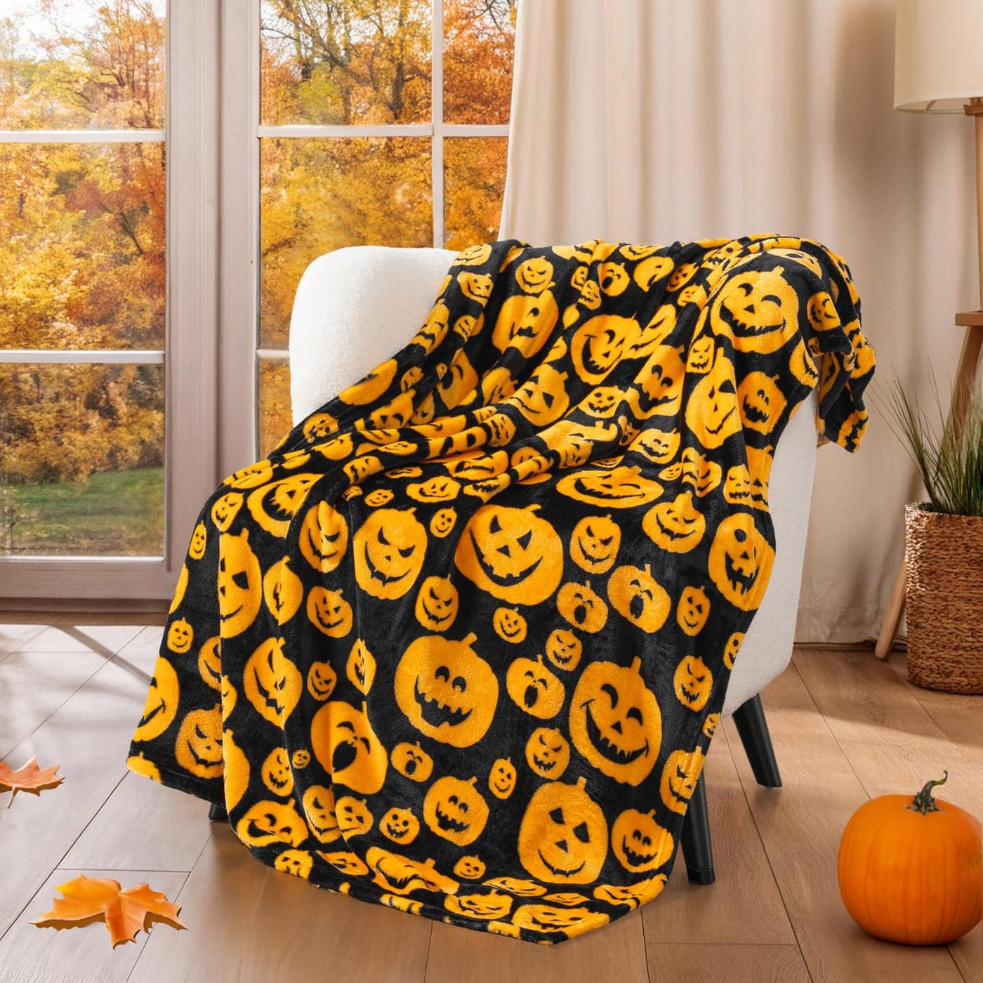 PAVILIA Halloween Throw Blanket Orange Pumpkin Fall Fleece Blanket Soft Plush Warm Black Fall Cabin Throw 50x60 Pumpkin Halloween