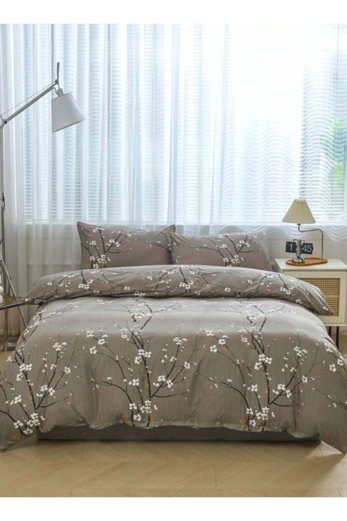 Queen size 6 pieces, duvet cover set, plum blossom branch flower design 200x230cm.