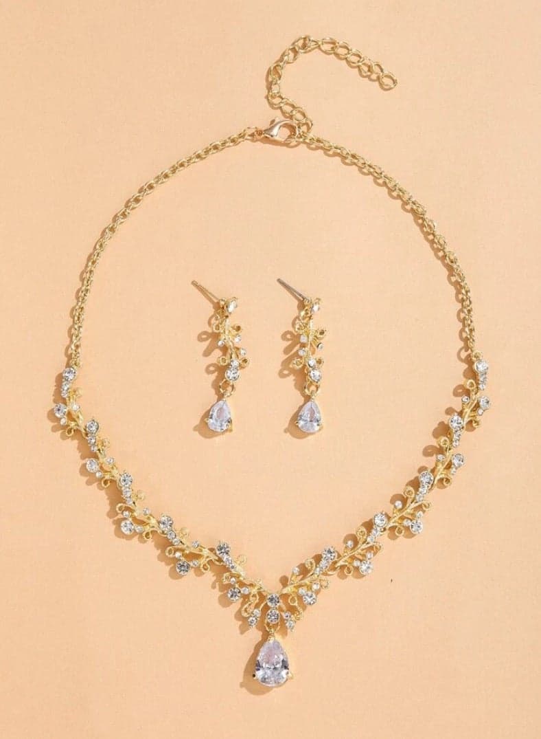 Amazing Trendy Women's Zirconia Necklace And Earrings Jewellery Set