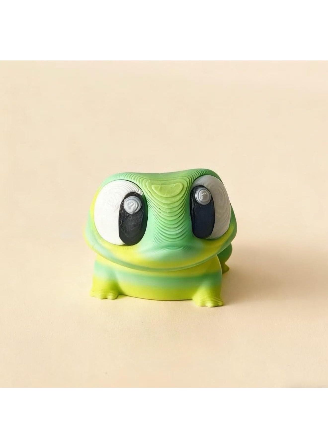 Big - Eyed Frog Keychain, Cute Animal Key Ring for Bag and Key Organization