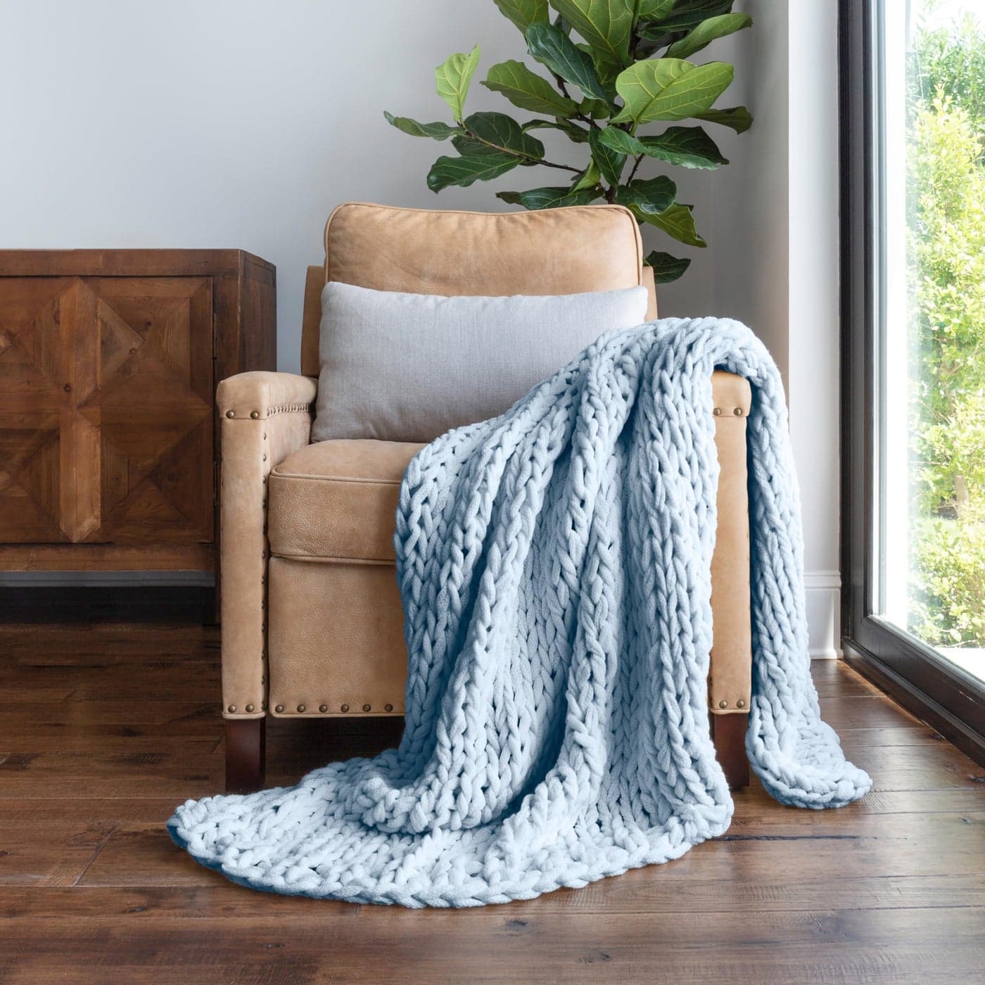Linen Market Beddings Oversized Chunky Knit Throw Blanket100 UltraSoft Acrylic Hypoallergenic 47 x 59 Cozy Home Accent for Snuggling Lounging and Stylish Dcor Light Blue