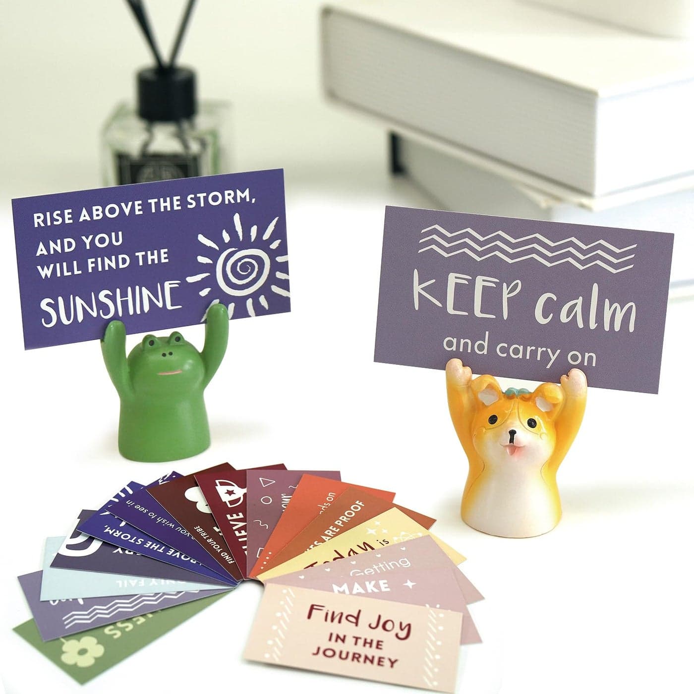 2 PCS Inspirational Cute Office Decor Motivational Quotes Desk OrnamentsMinimalist Tiny Desktop Figurines Ideal Gifts for WomenFriendsColleaguesTeachersand StudentsFrog and Dog