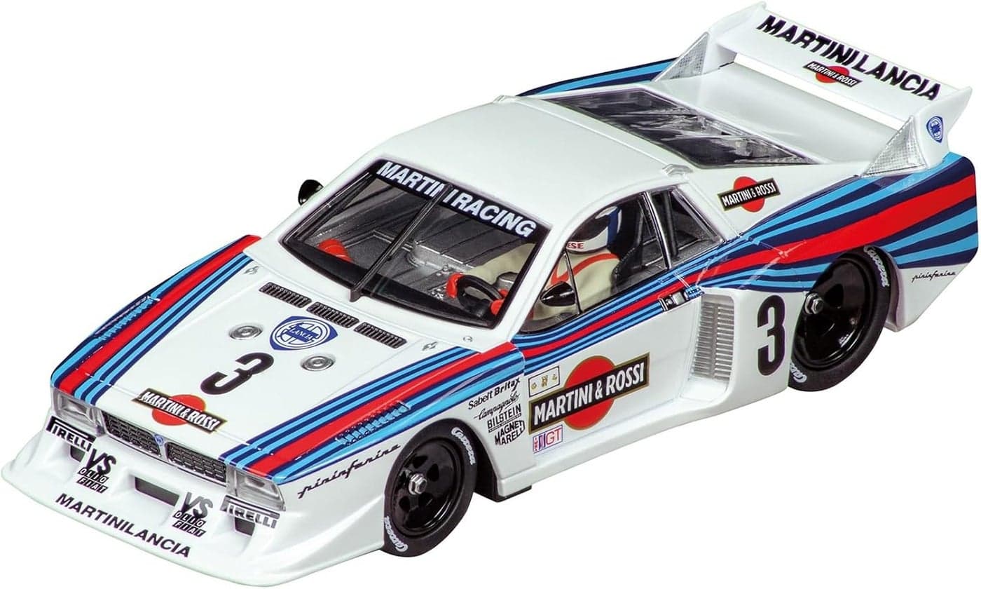 Carrera 27734 Lancia Beta Montecarlo Turbo Martini Racing No.8 1981 1:32 Scale Analog Slot Car